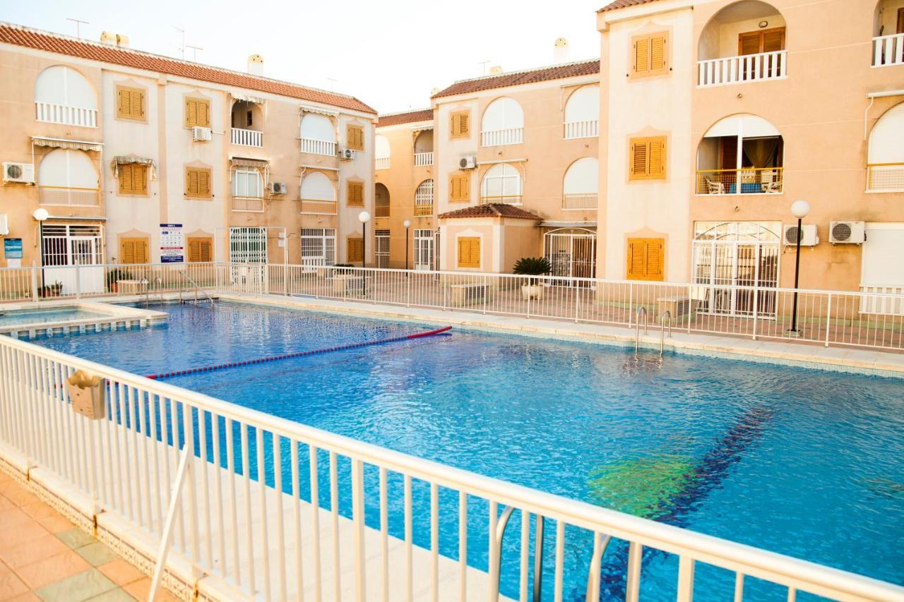 Valencia 15 Appartement Torrevieja Buitenkant foto